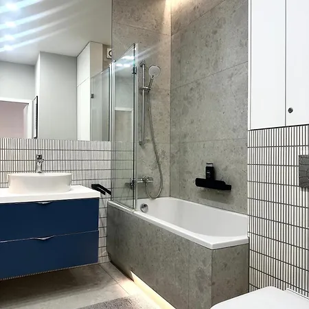 Apartment Odrzanska 17b - Self Check-in 20h *