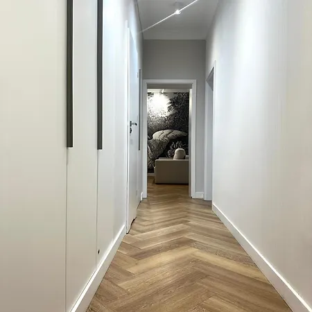 Odrzanska 17b - Self Check-in 20h 브로츠와프